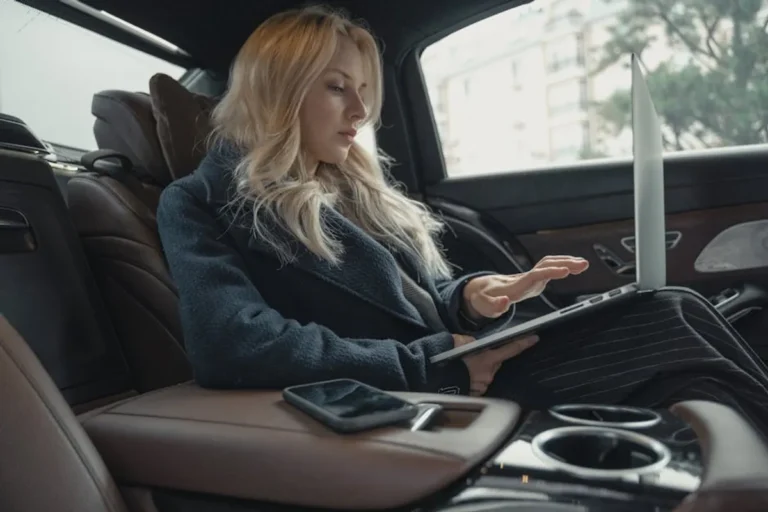 Luxurytravelmagazine Review: What It Is, Features, Safety, and Alternatives